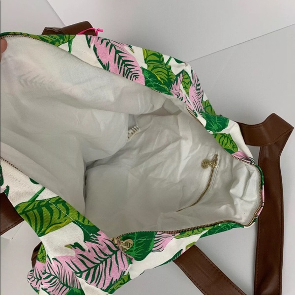 Macbeth Collection Tropical Leaf Tote Bag - Picture 6 of 6